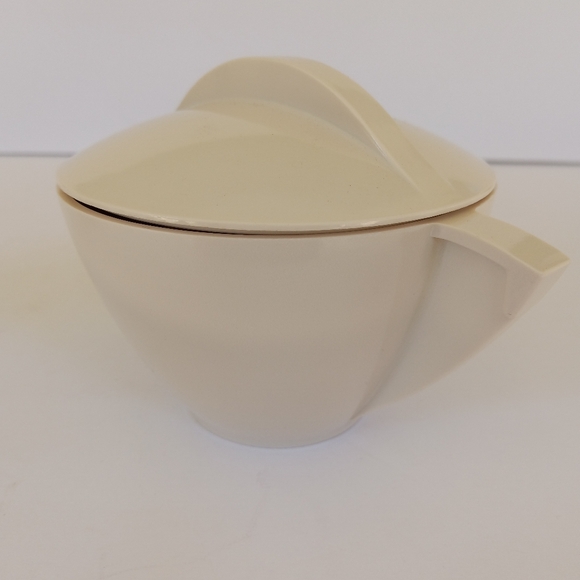 Vintage MelMac MCM  Malloware Covered Creamer Ivory - Picture 6 of 7